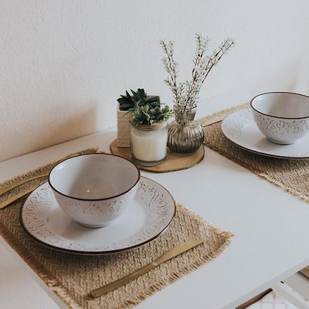 볼로스 Bohemian Loft With View! 아파트 외부 사진
